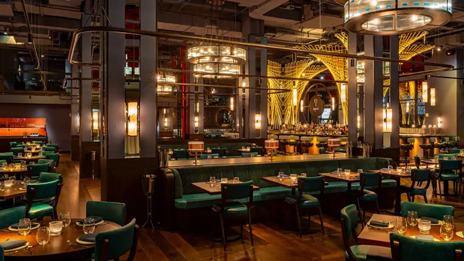 Aqua New York Home Bar Image